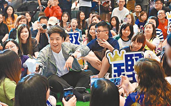 许廷铿谈择偶条件：要合眼缘 肯生孩子也很重要（许廷铿现状）